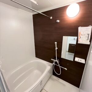 ◆お風呂も新調されてて大変綺麗です。浴室乾燥機もついてます