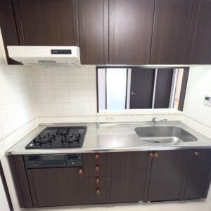 ★キッチンは新調していませんが綺麗にクリーニングしてピカピカです