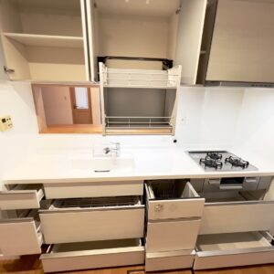 収納たっぷりのキッチン