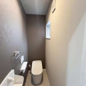 ⑭1階のお手洗いはタンクレス