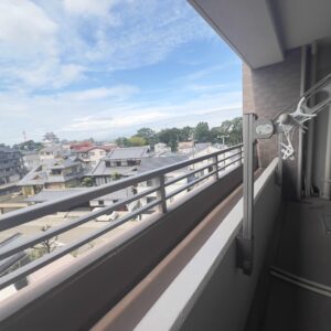 ★南西向きの開放的なバルコニー♪岸和田城を望む眺望も、このお部屋ならではの魅力です。