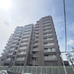 コージスクエア岸城町